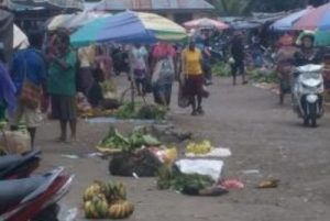 Mama – Mama Pasar Nabire Berharap Dapat Tempat Yang Layak