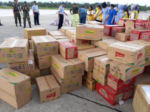 Pesawat Hercules TNI Angkut Bantuan Kemanusiaan untuk Warga Asmat