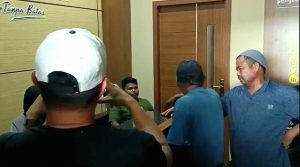 Ancam Bakar Kantor & Penggal Kepala, Sekelompok Masa Di Kota Sorong Ngamuk Di Kantor Media Teropong News