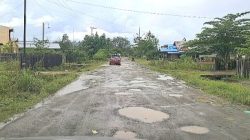 Ruas Jalan Di Distrik Yapsi Rusak Berat, Pemerintah Daerah Tolong Perhatikan
