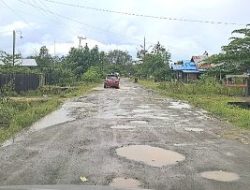 Ruas Jalan Di Distrik Yapsi Rusak Berat, Pemerintah Daerah Tolong Perhatikan